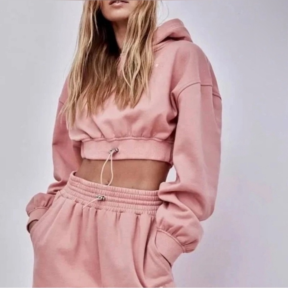 NWT For Love & Lemons Josie Cropped Hoodie Sweatshirt – Pink